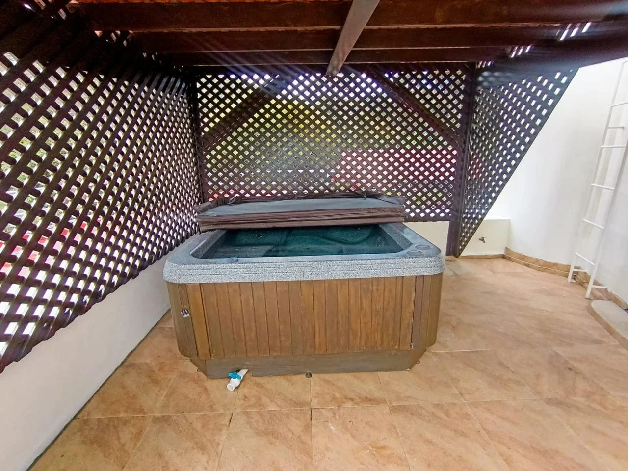 Jacuzzi