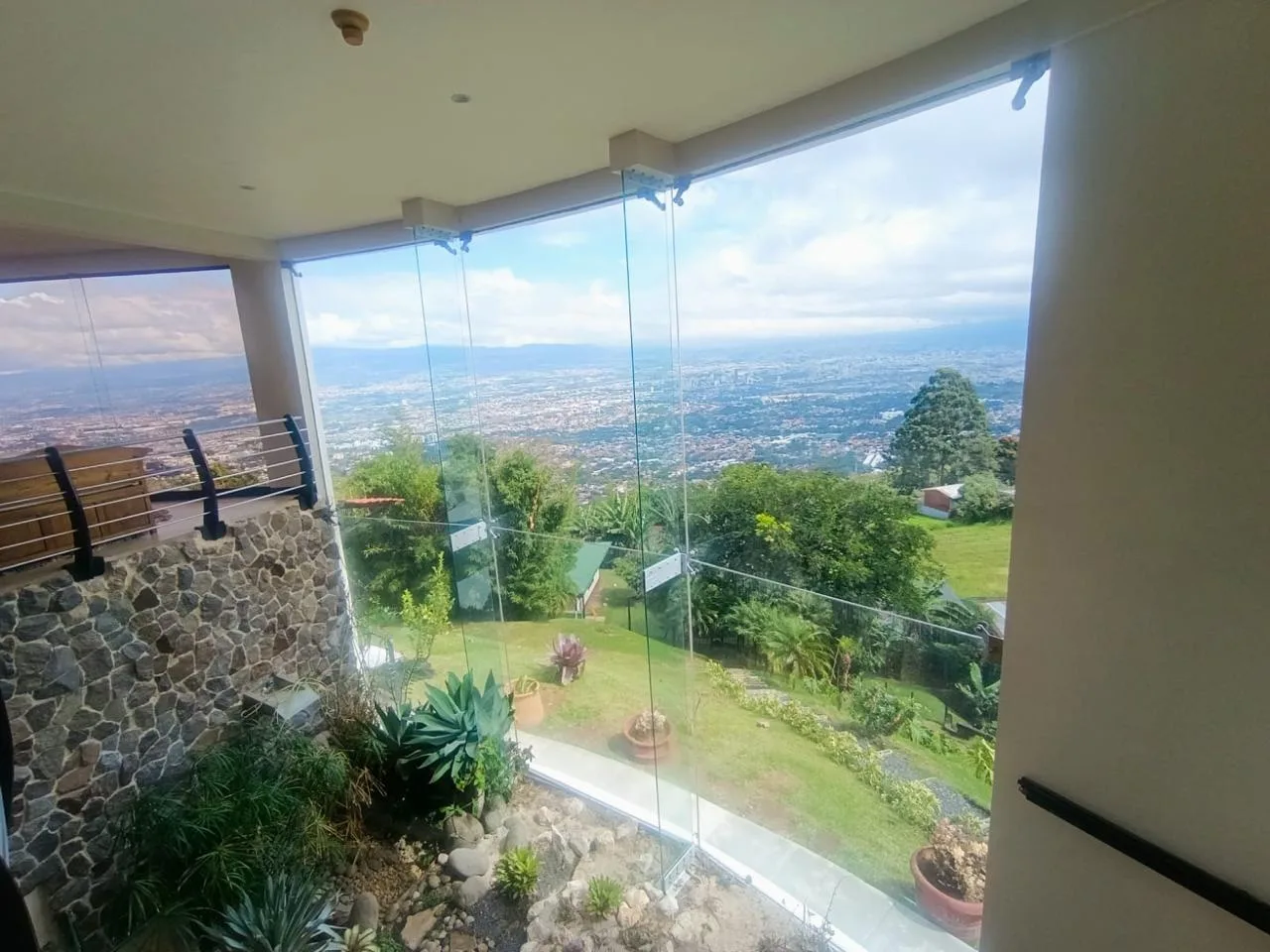 Windows and views